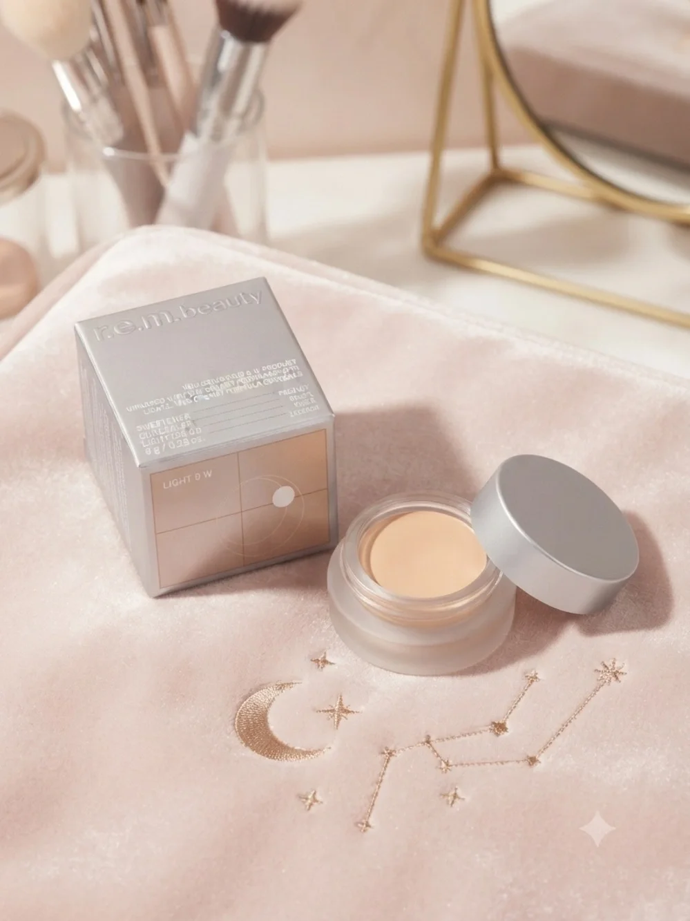 REM Concealer Cream - Light 0W (Warm)
